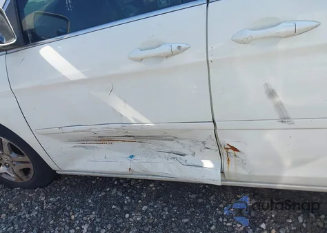 2005 Honda Odyssey Ex-L z USA, uszkodzony, nr VIN 5FNRL38745B004143